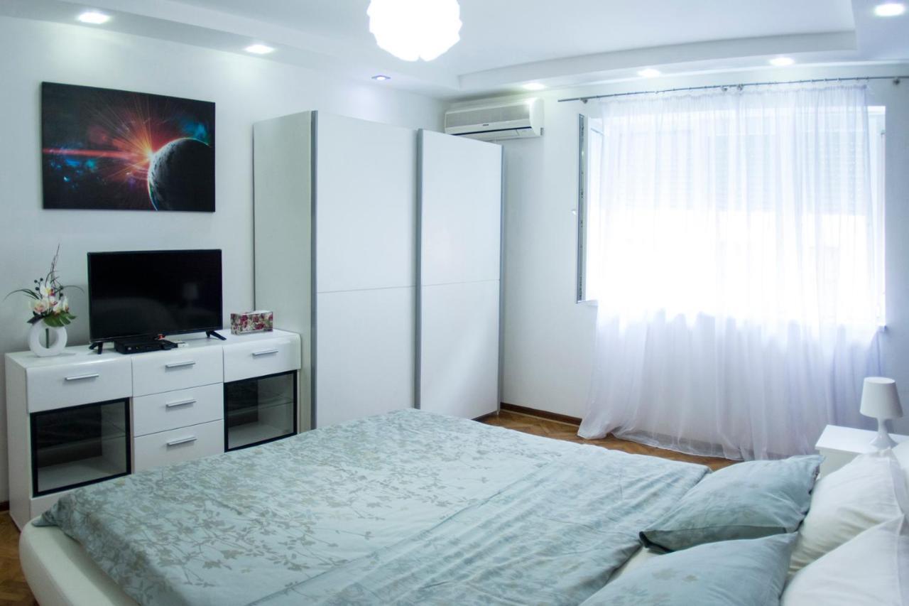 White Night City Center Apartman Belgrade Exterior photo